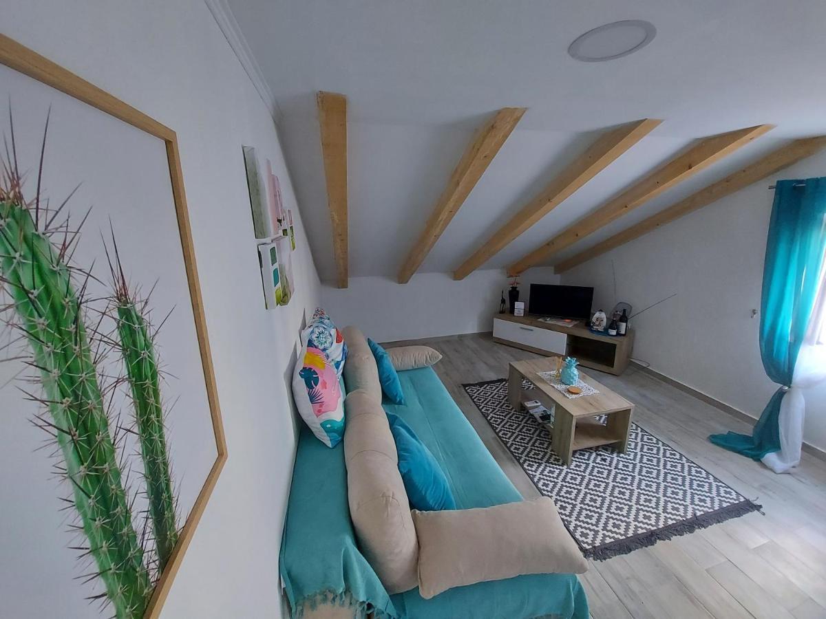 Kiwi Apartments Будва Екстериор снимка