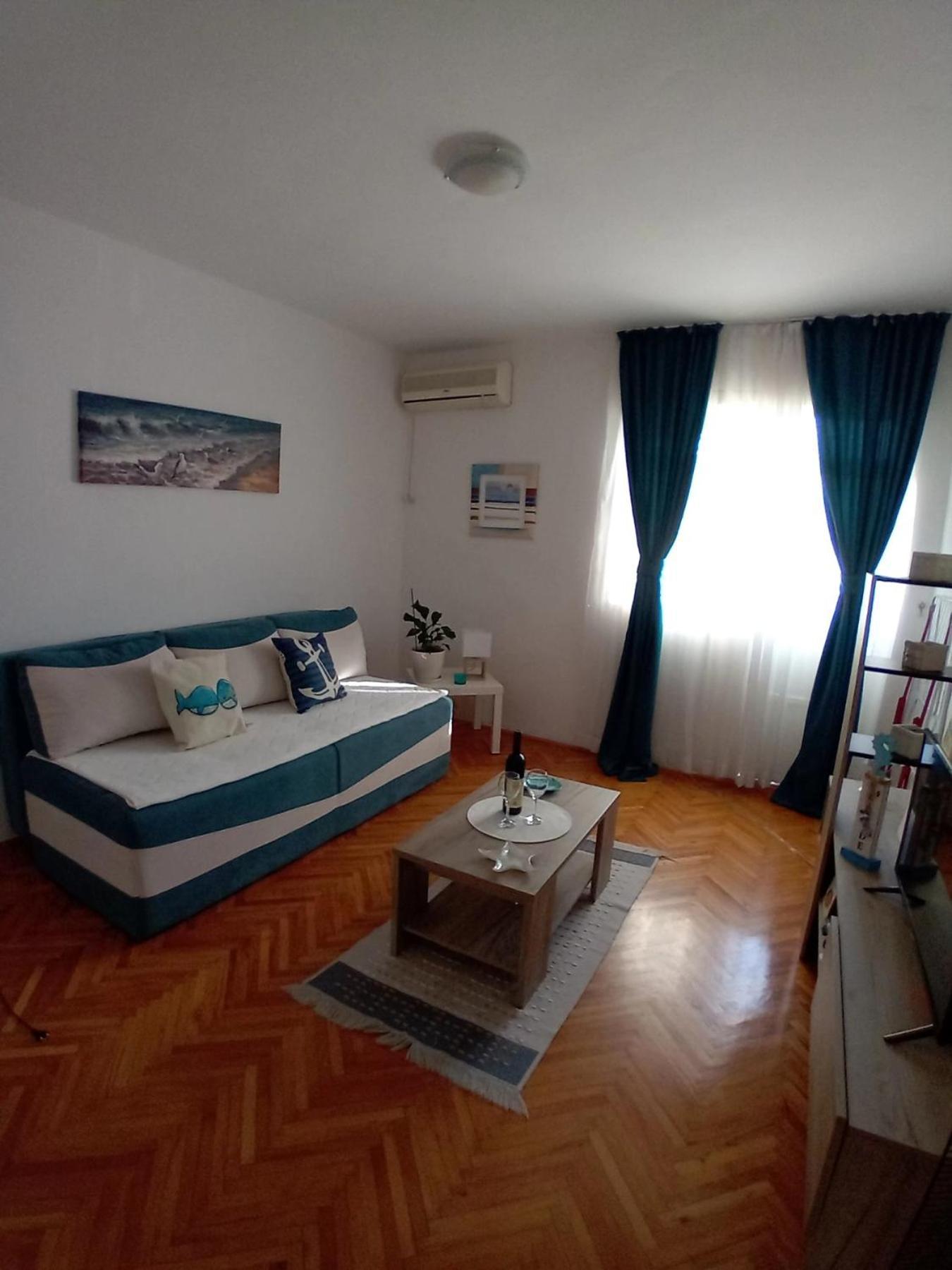 Kiwi Apartments Будва Екстериор снимка