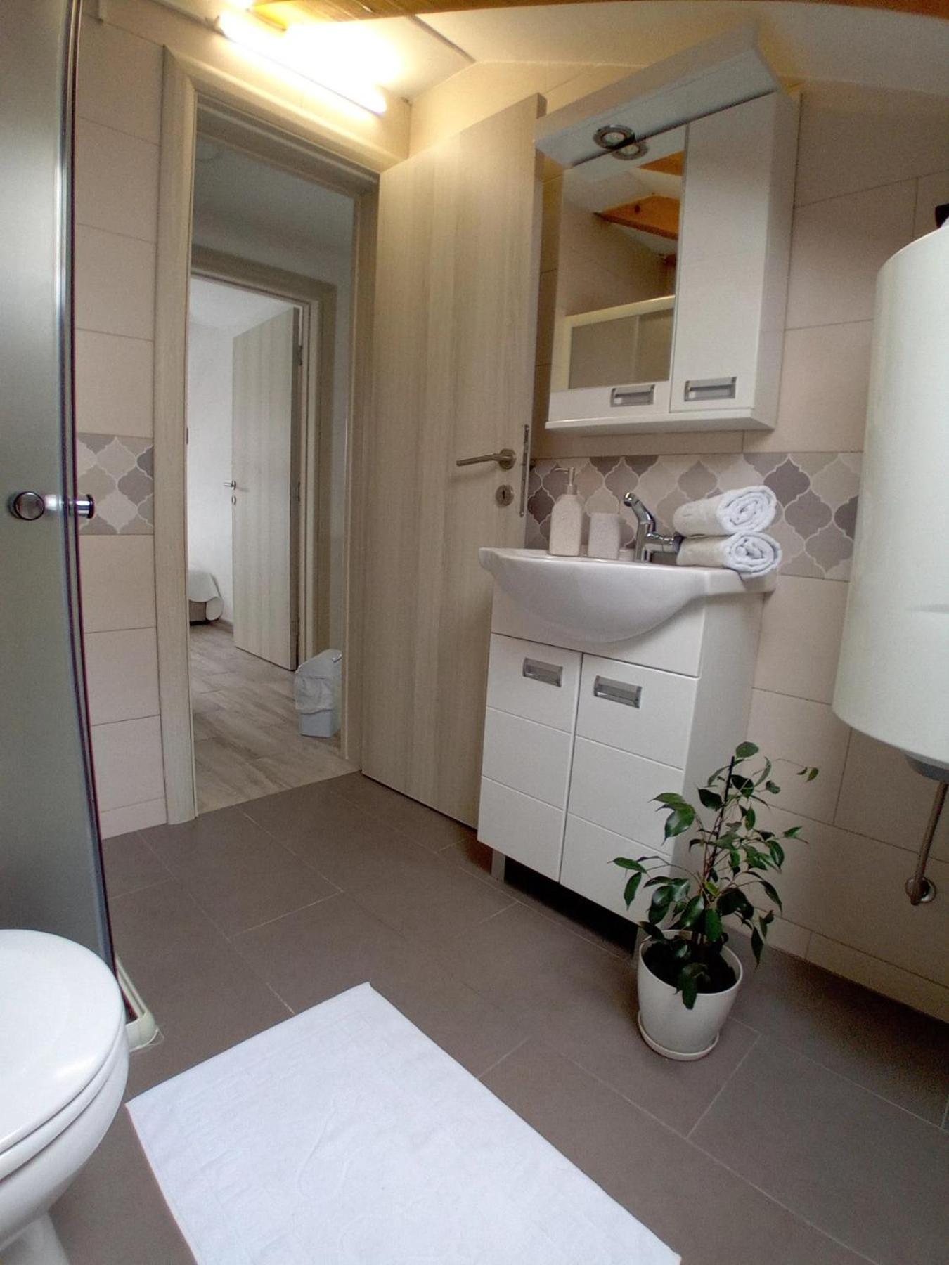 Kiwi Apartments Будва Екстериор снимка